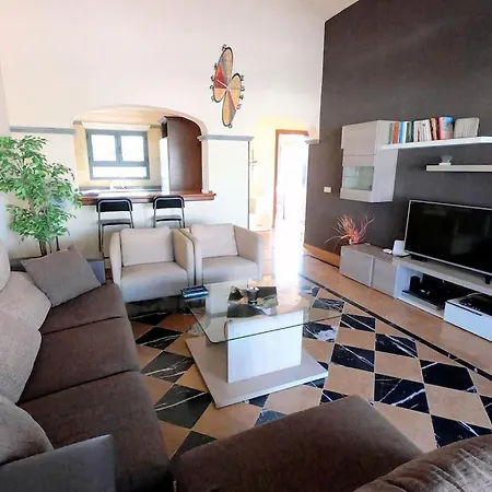 Casa Lighthouse Tatil Evi Playa Blanca